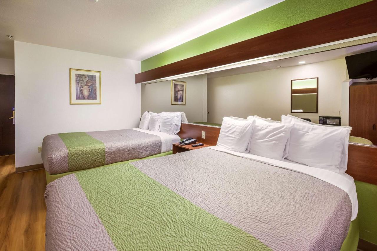 6-dixon, Ca Hotel