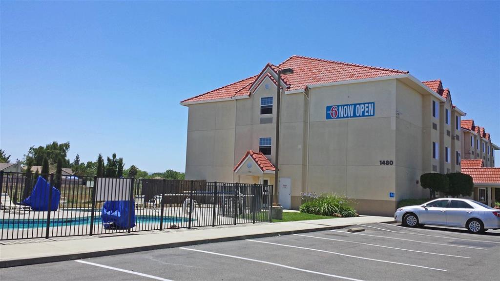 6-dixon, Ca Hotel 2*